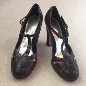 Calvin Klein ‘Jeckel’ T-strap heal